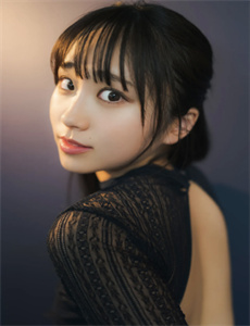 《不戴套干已婚少妇》