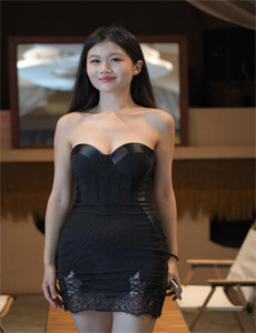 《花琉璃轶闻免费观看电视剧全集》