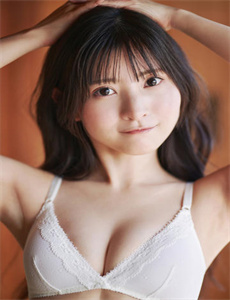 《18美女腿打开无遮软件》